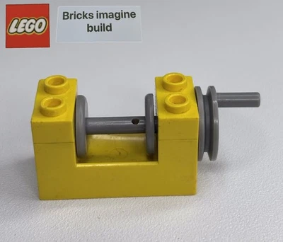 Vintage Lego 73037 winch 2x4x2 Old Yellow with Grey drum -Castle,Town, Train-14D - Image 1 of 4