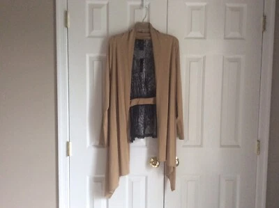 Cárdigan Bisou Bisou Beige con Encaje Negro Espalda Cascada Chaqueta Talla Grande NUEVO Foto 1 de 4