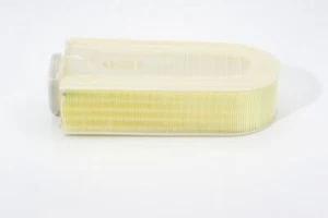 Bosch BOSf 026 400 133 Air Filter Fits Mercedes-Benz - Picture 1 of 9