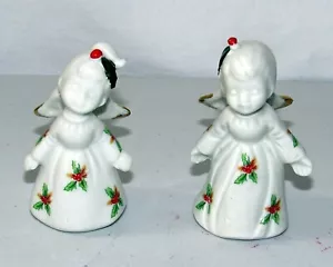 SET DI 2 FIGURINE VINTAGE ENESCO CHRISTMAS HOLLY & BARIES CERAMICA ANGELI - Foto 1 di 6