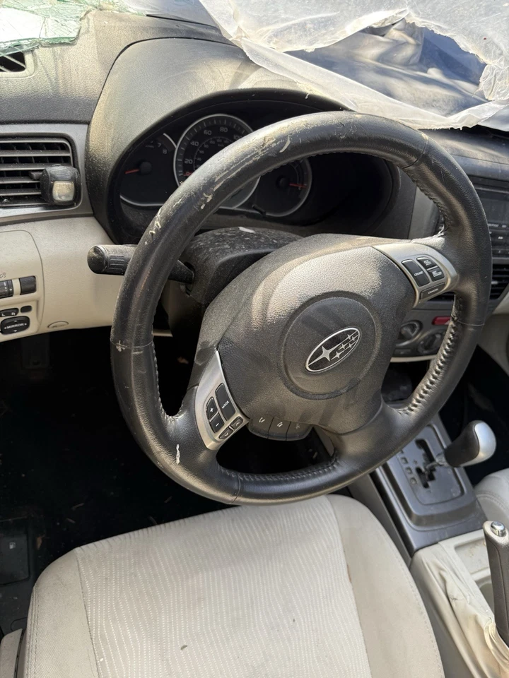 Volante deportivo Subaru Impreza 2008-2014 hatchback Foto 1 de 1