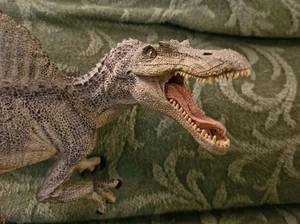 Papo Spinosaurus Dinosaur Action Figure 2007 - Picture 1 of 3
