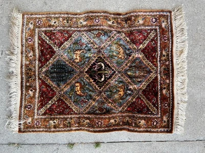  Alfombra de seda armenia 1920 Foto 1 de 4