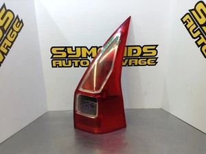2007 RENAULT MEGANE EST DRIVER SIDE OFF SIDE O/S REAR LIGHT REF: D325 - Picture 1 of 3