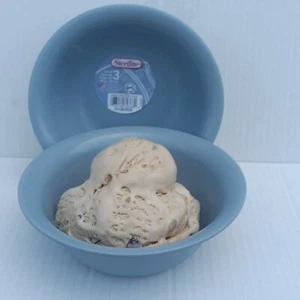 Sterlite Lite Blue Microwave Safe Soup Ice Cream Food Bowls 20oz Plastic 3pc - Picture 1 of 3