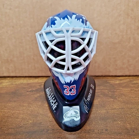 1996 NHL Patrick Roy 33, Colorado Avalanche, Mini Goalie Helmet Mask Display Cover