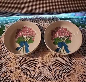 Designer Gloria Vanderbilt Everlasting Geranium Serving Bowls. Rare Art Item. - Picture 1 of 8