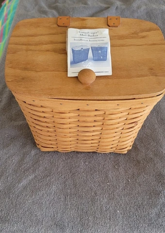 Longaberger Mail Basket with Wood Lid Vintage 1996 Farm House Home Decor Classic Cover