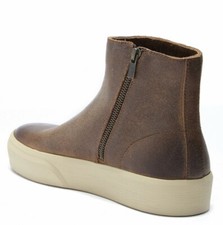 frye beacon inside zip boot