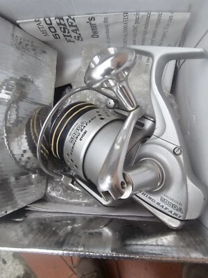 Mulinelli E Canna Da Pesca - Immagine 1 di 4