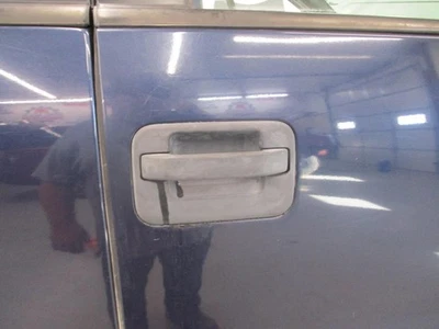 Used Front Right Exterior Door Handle fits: 2006 Ford F150 PICKUP door front R. Foto 1 de 4