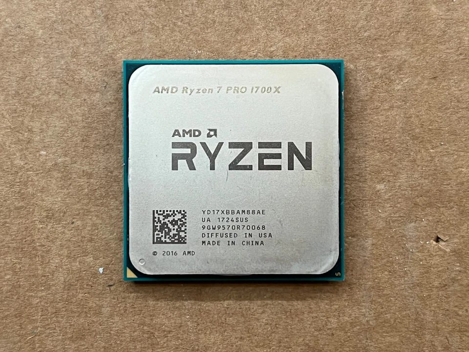 CPU de escritorio AMD Ryzen 7 PRO 1700X AM4 3Ghz CPU de 8 núcleos Foto 1 de 2