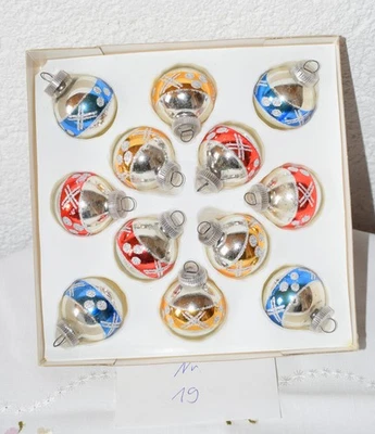 alter Weihnachtsschmuck bunte kleine Kugeln  12 Stück Nr. 19 - Bild 1 von 4