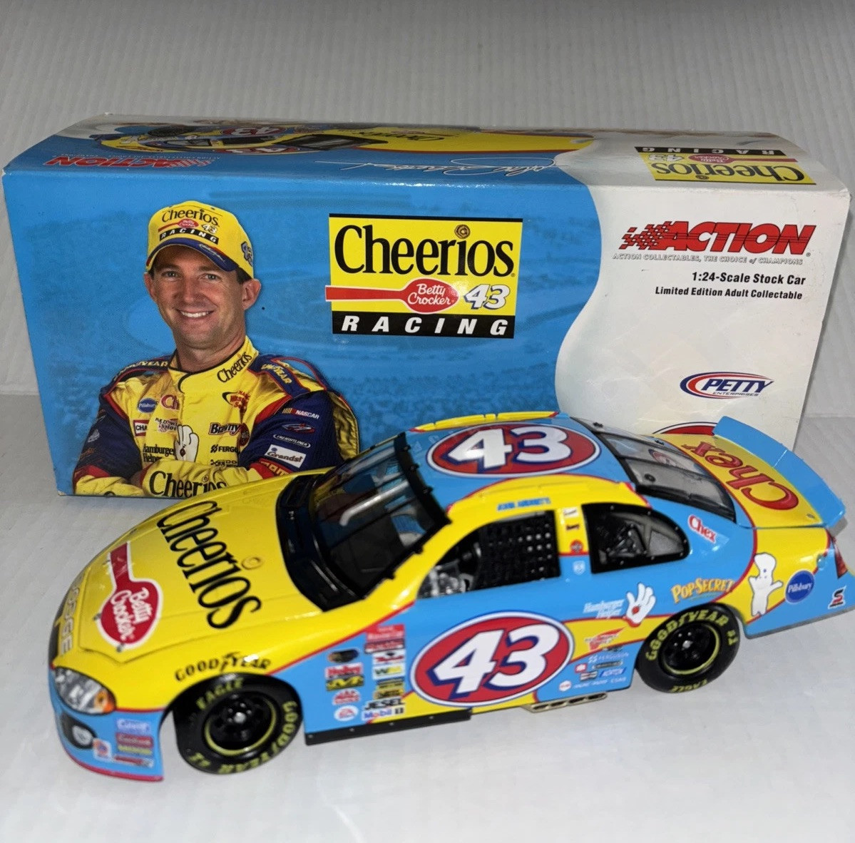 Multi-Color 2003 Vehicle Year Diecast Sport & Touring Cars Multi-Color 2003 Vehicle Year Diecast Sport & Touring Cars