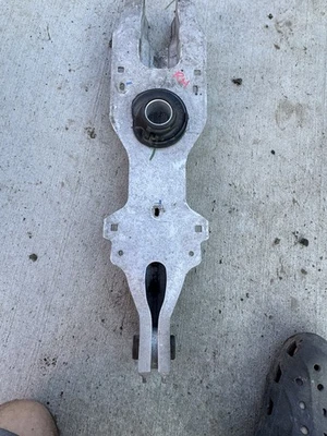 2021 - 2023 FORD BRONCO SPORT REAR RIGHT OR LEFT SIDE LOWER CONTROL ARM OEM - Image 1 of 4