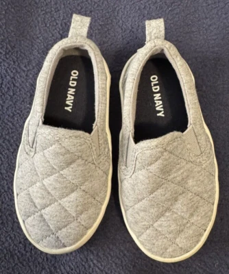 Sapatos de barco Old Navy infantil masculino cinza acolchoado tamanho 5 - Novo sem etiquetas - Imagem 1 de 2