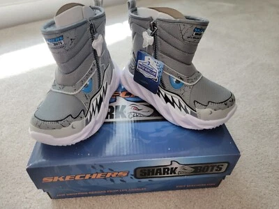 Novo Tênis Skechers Botas Shark Bots Chomper Inverno Tamanho 10 Sapatos Infantis  - Imagem 1 de 4