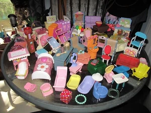 LARGE Lot of DollHouse Doll House Furniture. Fisher Price Loving Family & More - Bild 1 von 19
