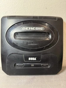 Consola Sega Genesis modelo MK-1631 solo para piezas, sin cables, sin probar - Imagen 1 de 7