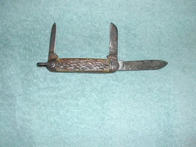 Navaja de bolsillo plegable de 3 hojas vintage Camillus Cutlery Co. Camillus NY  Foto 1 de 4