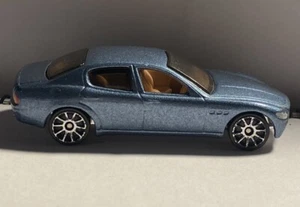 Hot Wheels 1:64 2004 Maserati Quattroporte Sedan Blue Loose Very Nice See Pics! - Picture 1 of 6
