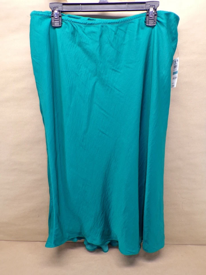 Inc International Concepts Plus Size Womens Silky Swing Midi Skirt 2x Green