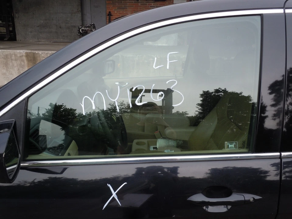 2005-2010 Honda Odyssey Front Door Window Glass Driver Left LH OEM - Image 1 of 1