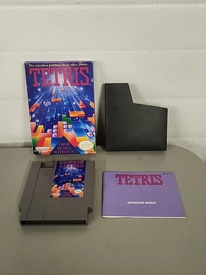 NES TETRIS 1989 Nintendo Classic  Games Cartridge Box Book Sleeve - Image 1 of 4