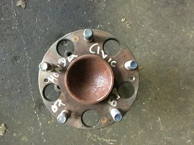 Buje de cojinete de rueda trasera derecha Honda Civic 2007 OEM Foto 1 de 3