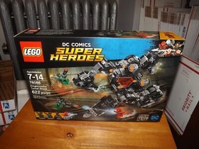 LEGO SUPER HEROES JUSTICE LEAGUE KNIGHTCRAWLER TUNNEL ATTACK #76086 NIB 2017