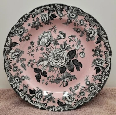 The Spode Archive Collection British Flowers Rosa Pink Serving Plate. - Image 1 of 4