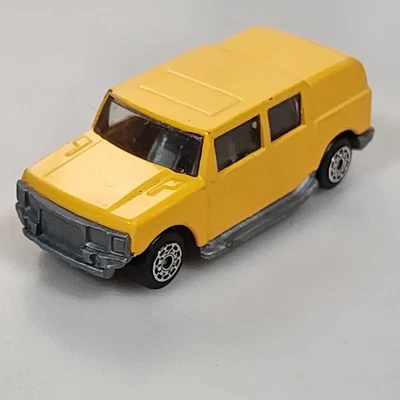 Yellow Hummer Style Unbranded Diecast Vintage Car Foto 1 de 4