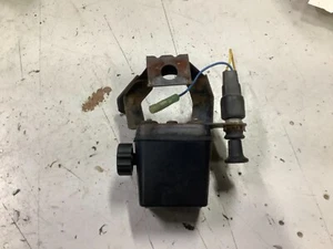 1984 84 YAMAHA TT 600 ODOMETER GAUGE BRACKET - Picture 1 of 3