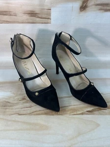 Unisa Pumps High Heels Women’s Size 6.5M Black Suede Pointed Toe Zip Back Side - Picture 1 of 14