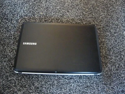 Samsung RV510  15.6" Windows 11 pro  black laptop - Image 1 of 4