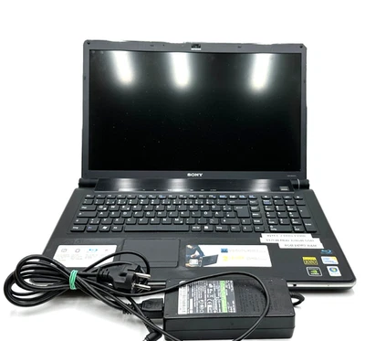 Notebook Laptop Sony Vaio PCG-8152M – 18,4" – funktioniert – Sammlerstück - Bild 1 von 4