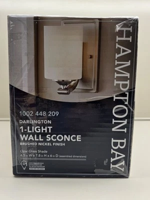 NUEVO Aplique de pared de 1 luz Hampton Bay Darlington, níquel cepillado y vidrio opalino Foto 1 de 4