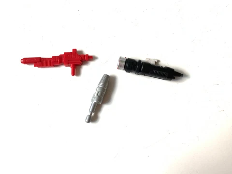 Transformers G1 Red Alert weapons Cover