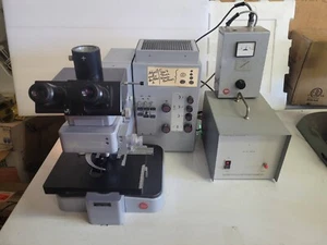 ORTOPLAN WILD LEITZ con microscopio Ploempak - Imagen 1 de 16