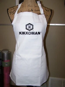 Neu weiß Kikkoman Sojasauce Logo SCHÜRZE Koch Kochen Kinder Erwachsene verstellbar - Bild 1 von 6