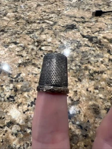 Antiker Fingerhut Sterlingsilber - Bild 1 von 7