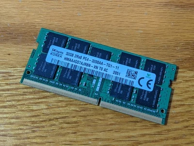 Hynix 32GB PC4-3200AA 2Rx8 DDR4 Laptop SODIMM ECC Memory HMAA4GS7AJR8N-XN - Image 1 of 4