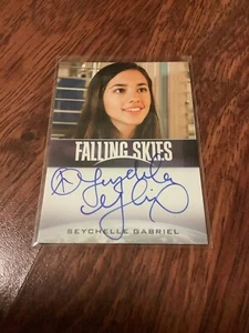 FALLING SKIES SEASON 2 SEYCHELLE GABRIEL AUTOGRAPH CARD 2013 RITTENHOUSE - Picture 1 of 2