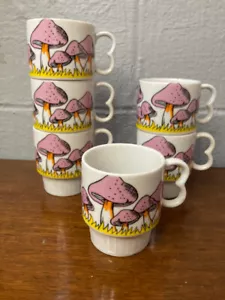 6 Matching Stackable Groovy Mushroom Mugs Japan 1970s Vintage MCM - Picture 1 of 22