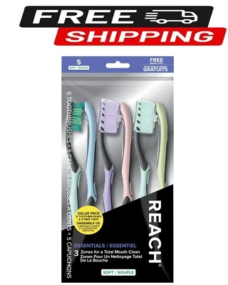 Cepillo de dientes Reach Essentials con tapas de cepillo de dientes cerdas suaves en ángulo múltiple Foto 1 de 3
