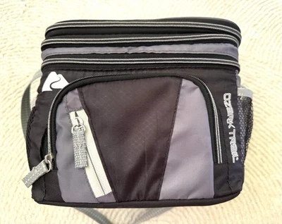 На изображении показана мягкая сумка-холодильник Ozark Trail для хранения продуктов питания и напитков - Изображение 1 из 4