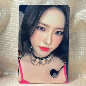 Olivia Hye Official MMT Photocard Loona 2022 1st World Tour LoonaTheWorld Kpop - Picture 1 of 2