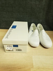 Keds Women's Shoe's Ribbed Slip On Size 9 NEW - Picture 1 of 17