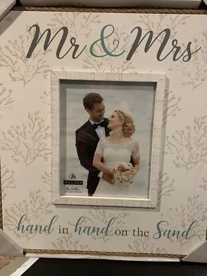 Marco I White Coastal Wedding 18x24 - Malden Int. Diseños - añades una foto de 8x10 Foto 1 de 3