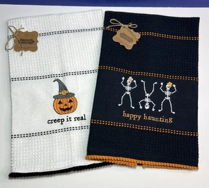 Set of 2 Mudpie Halloween Waffle Hand Towels Creep it Real & Happy Haunting NEW - Picture 1 of 9
